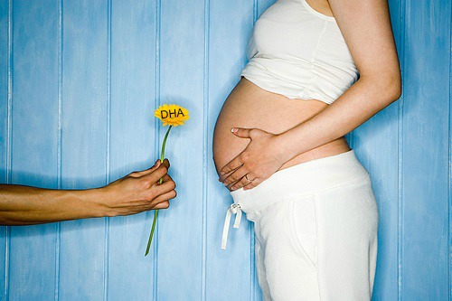 DHA là dưỡng chất không thể thiếu trong thai kỳ